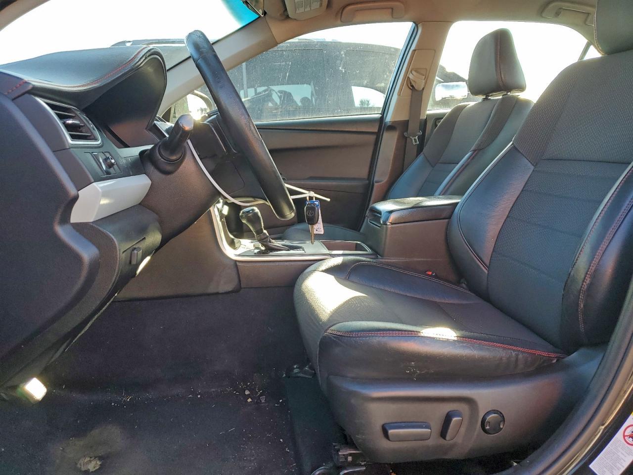 2017 TOYOTA CAMRY