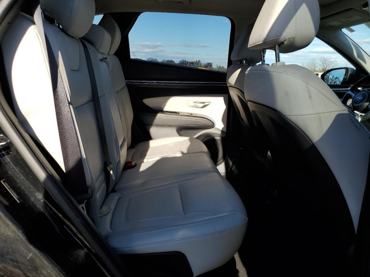 2022 HYUNDAI TUCSON