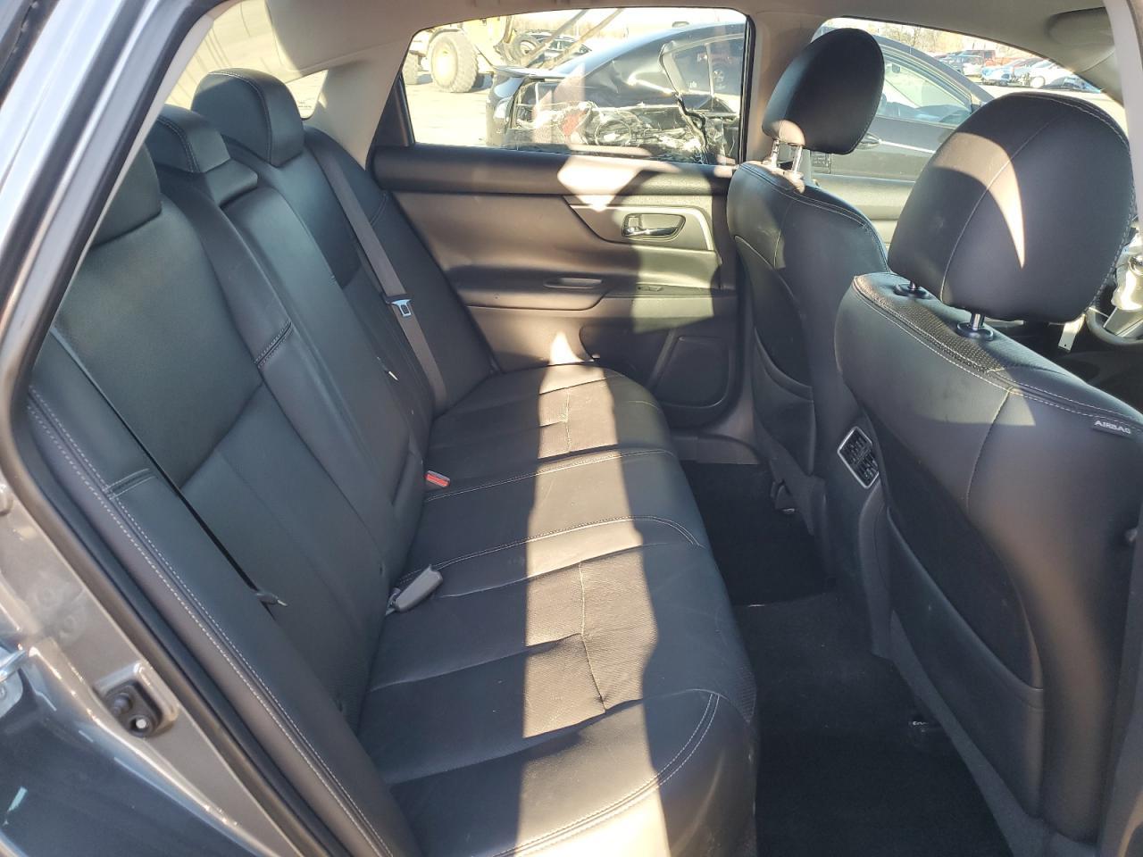 2017 NISSAN ALTIMA