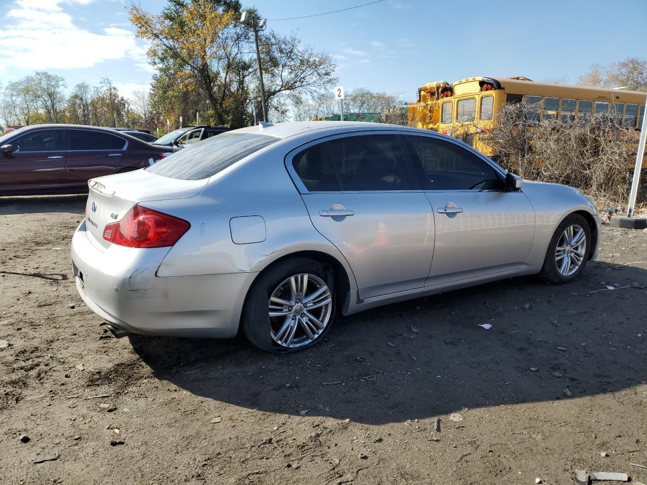 2012 INFINITI G37