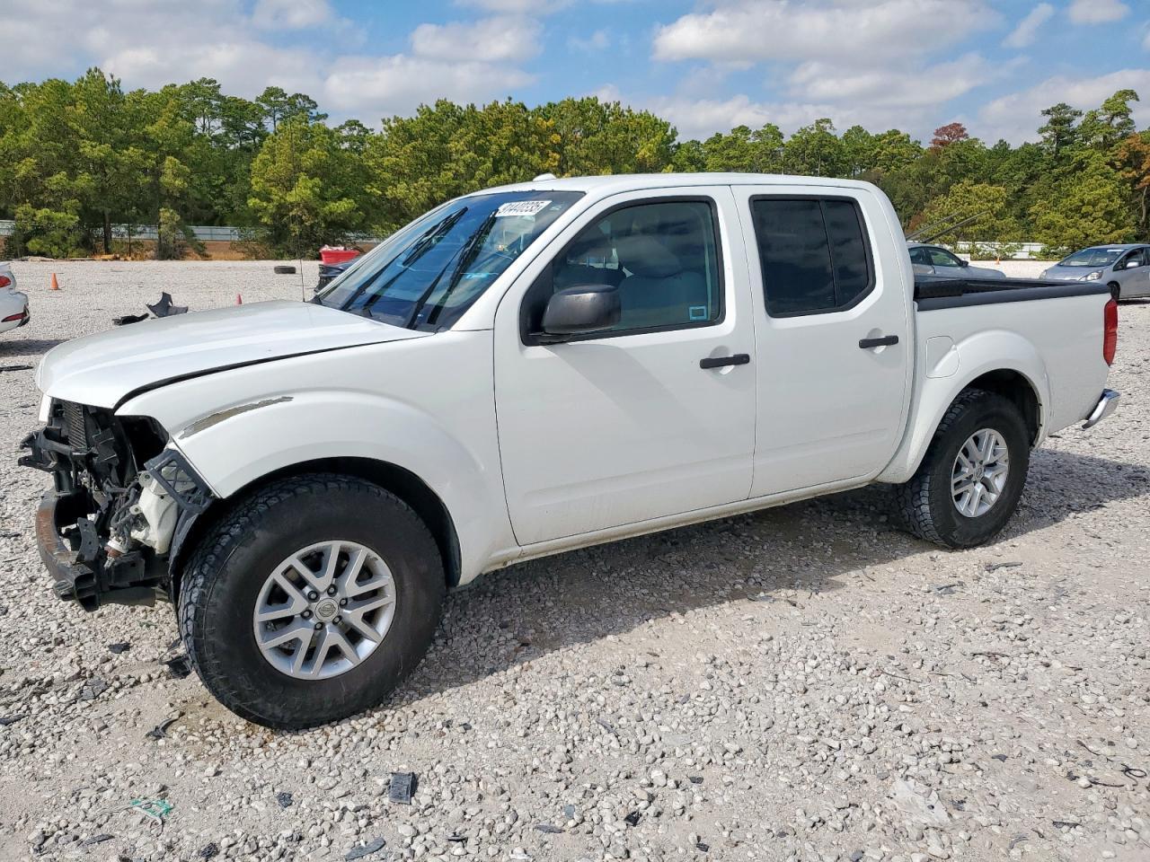 2017 NISSAN Frontier