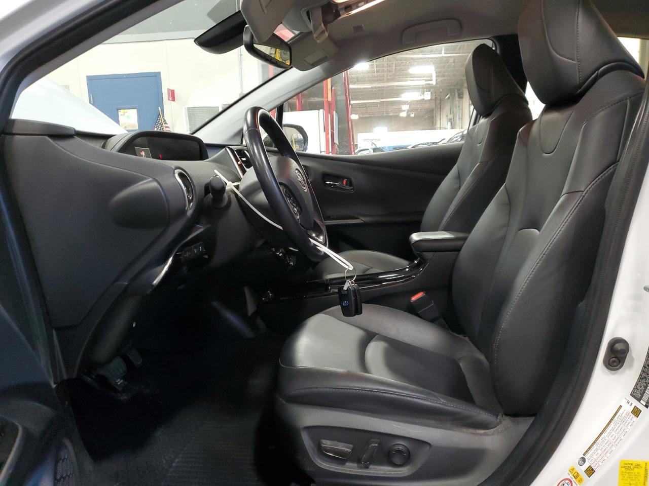 2021 TOYOTA PRIUS