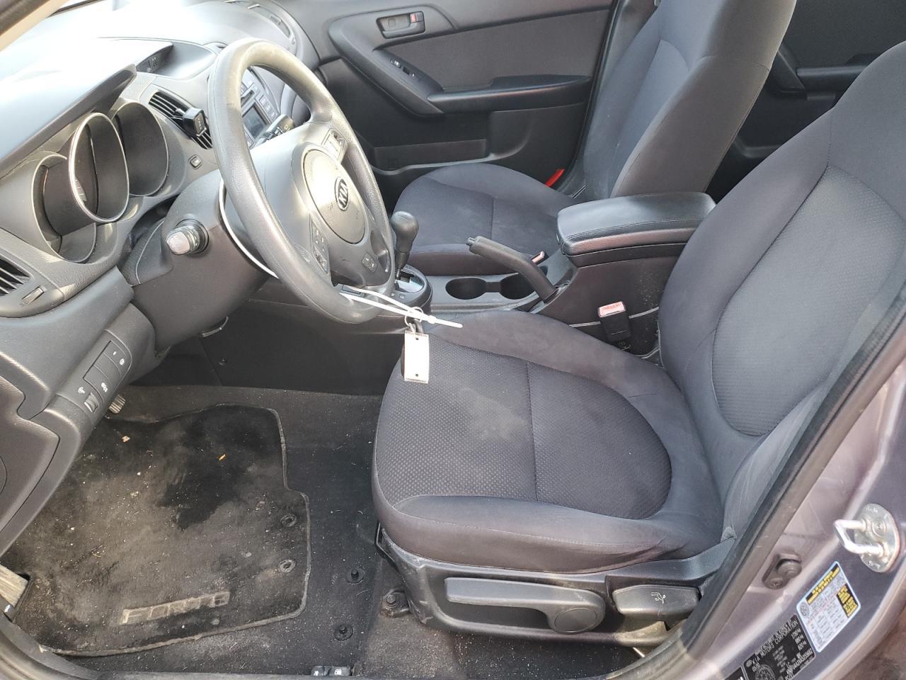 2010 KIA FORTE
