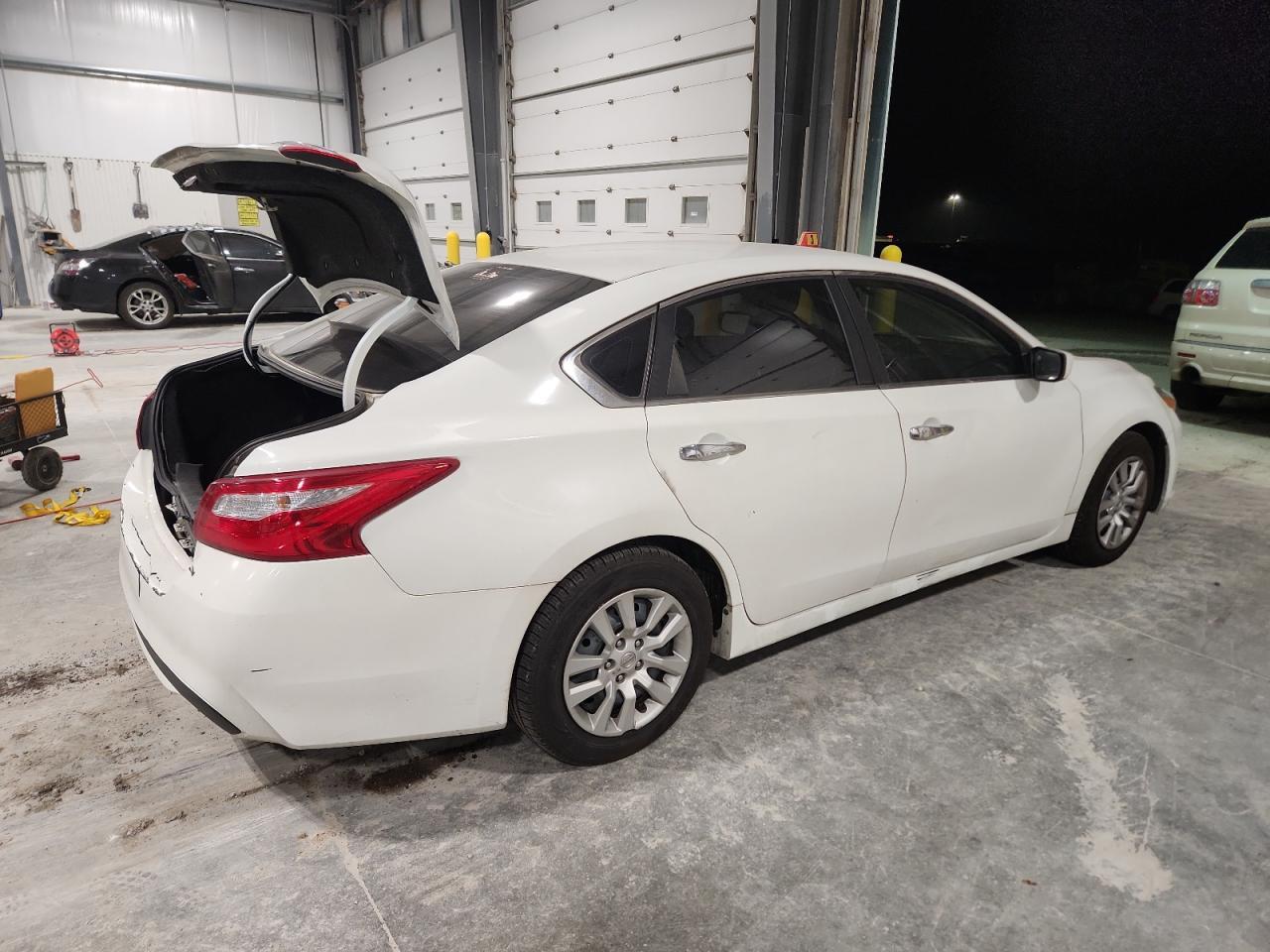 2016 NISSAN ALTIMA