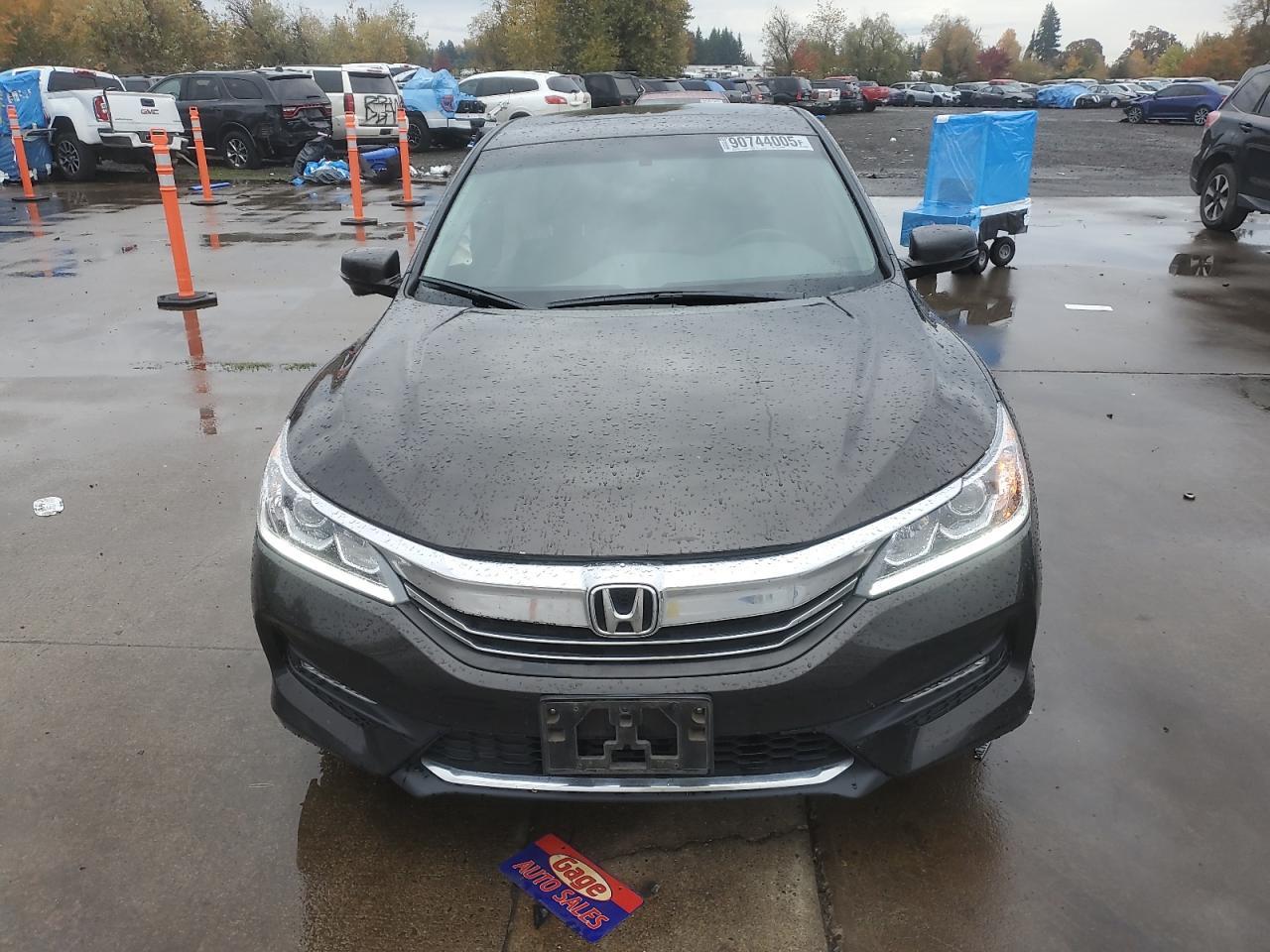 2017 HONDA ACCORD