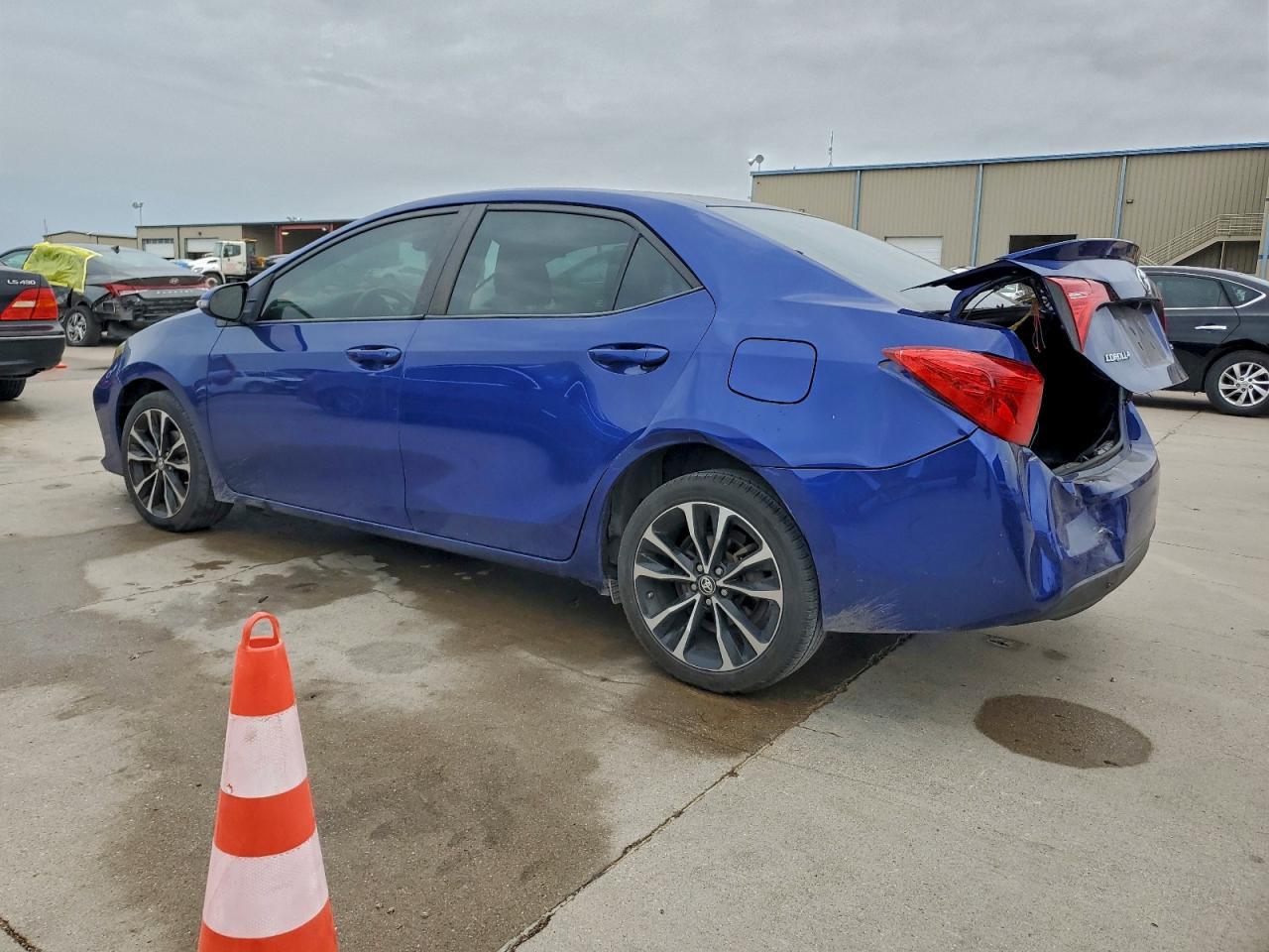 2018 TOYOTA COROLLA