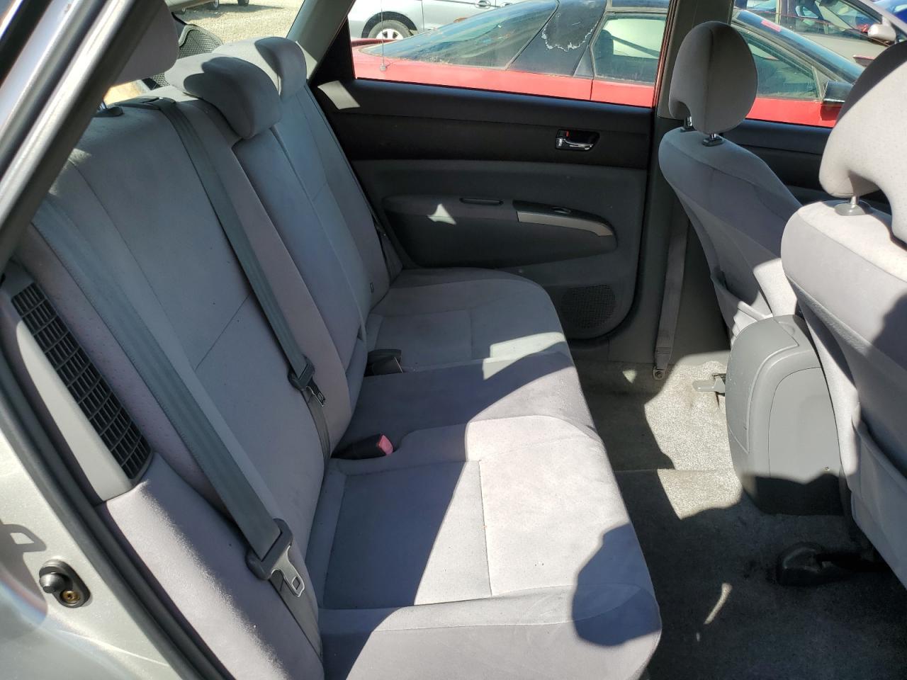 2004 TOYOTA PRIUS