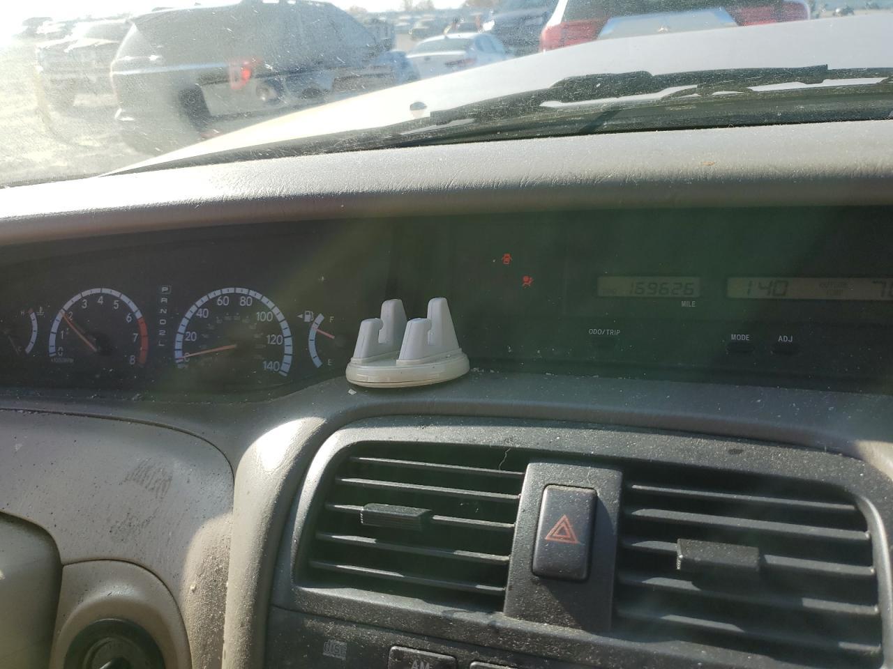 2002 TOYOTA Avalon