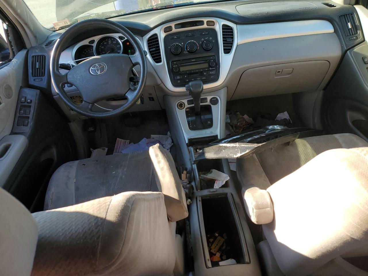 2005 TOYOTA HIGHLANDER