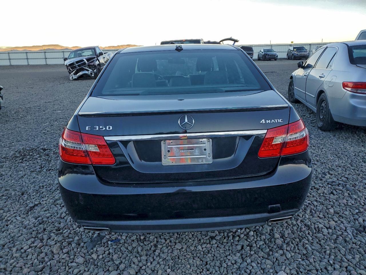 2011 MERCEDES-BENZ E-Class