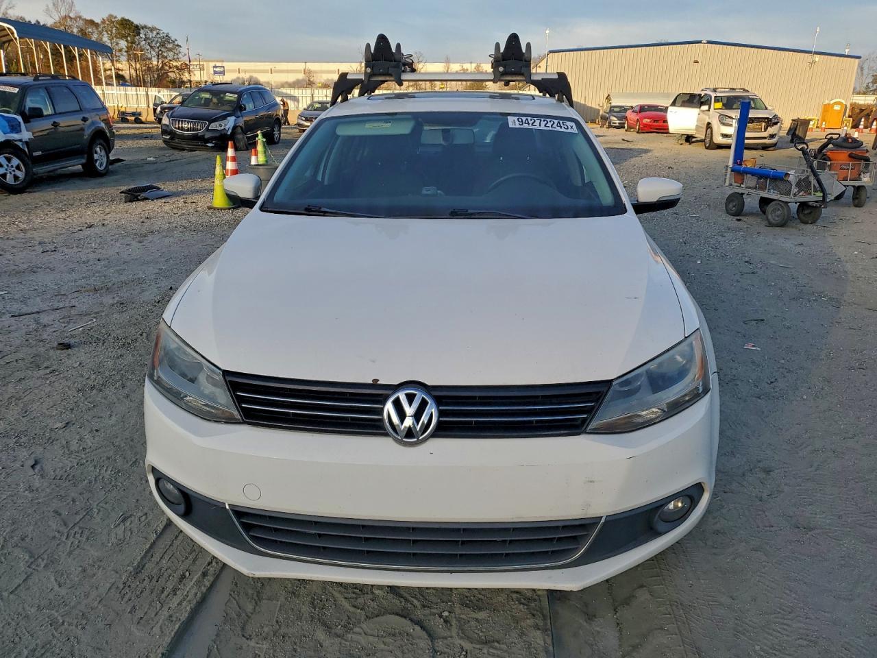 2011 VOLKSWAGEN JETTA