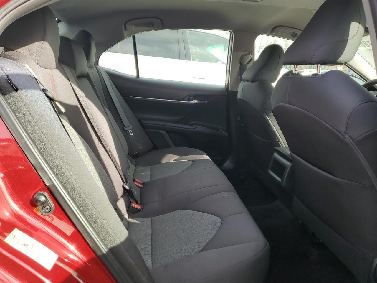 2019 TOYOTA CAMRY