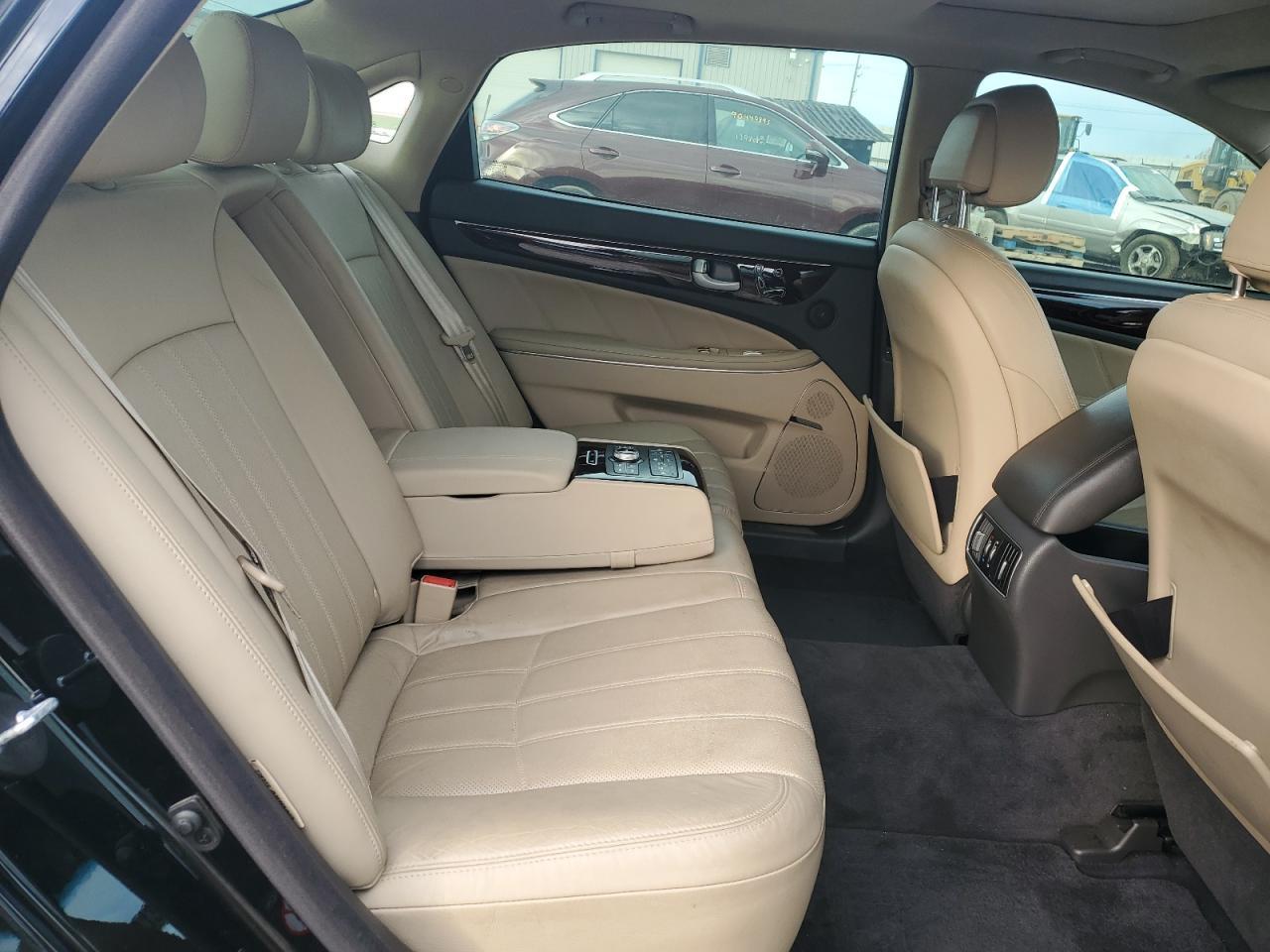 2012 HYUNDAI Equus