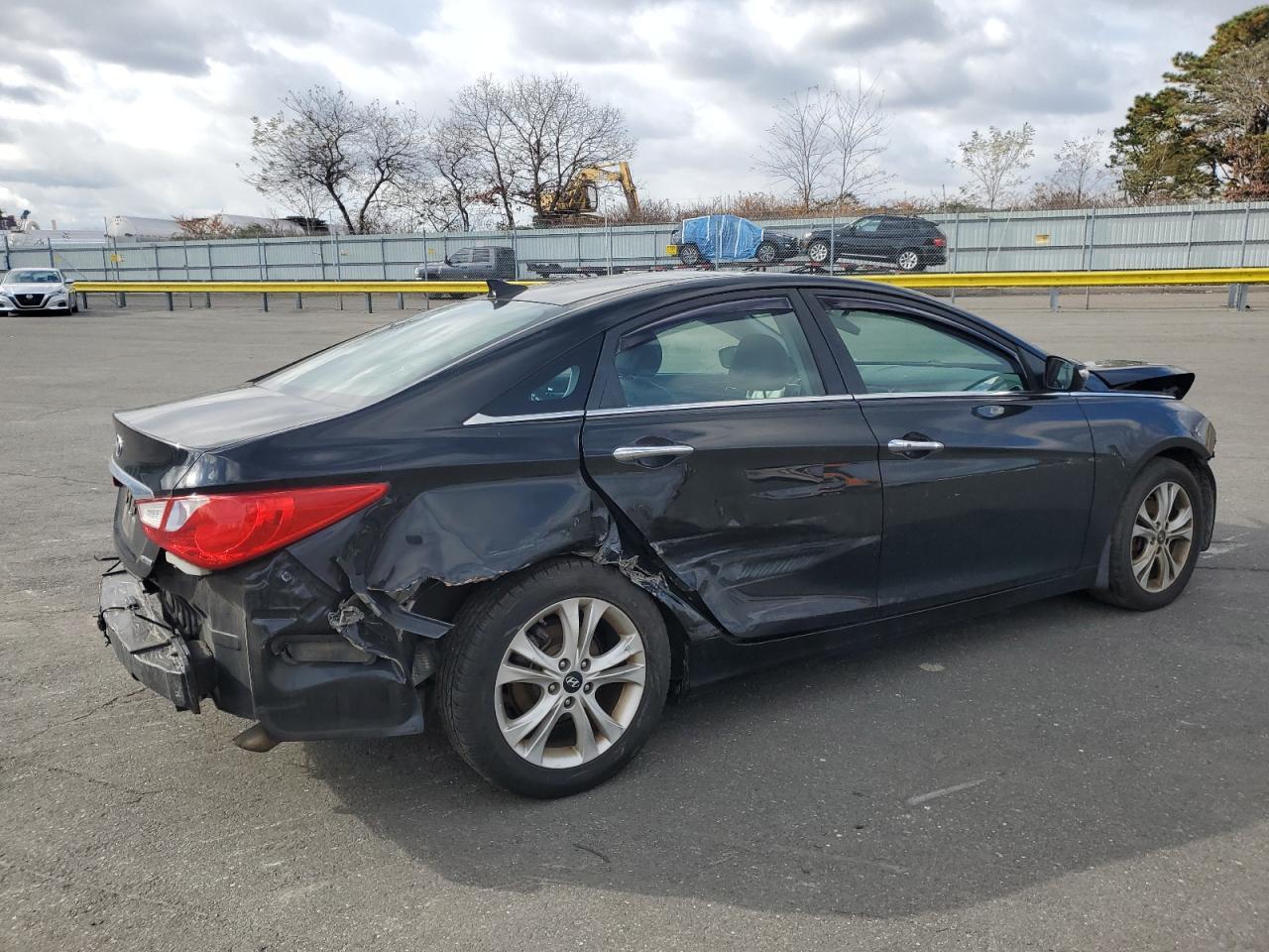 2013 HYUNDAI SONATA