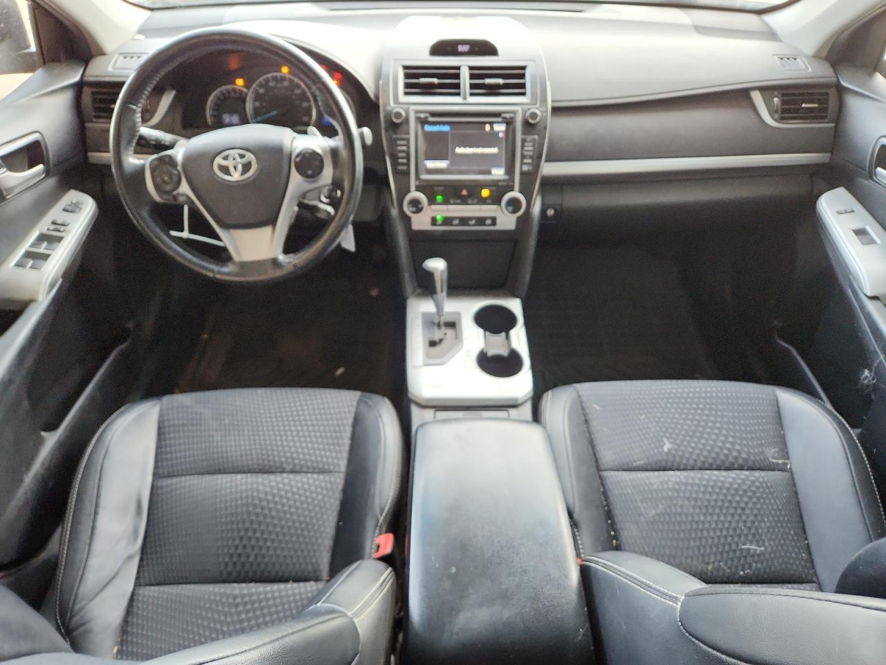 2014 TOYOTA CAMRY