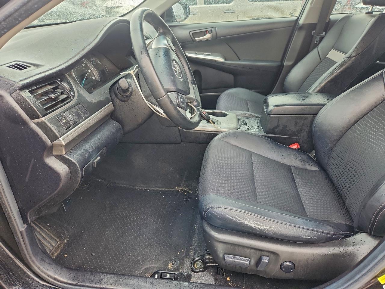 2014 TOYOTA CAMRY
