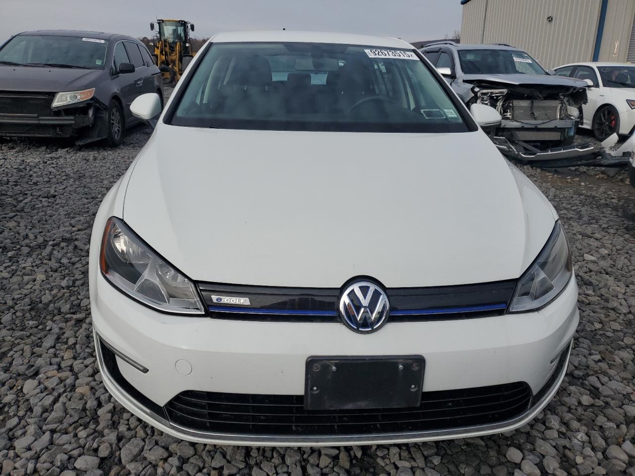 2016 VOLKSWAGEN e-Golf