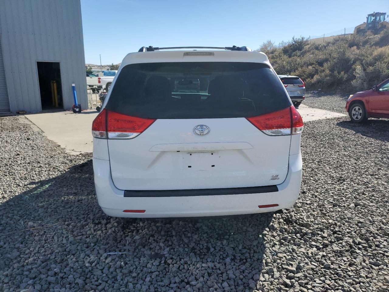 2013 TOYOTA SIENNA