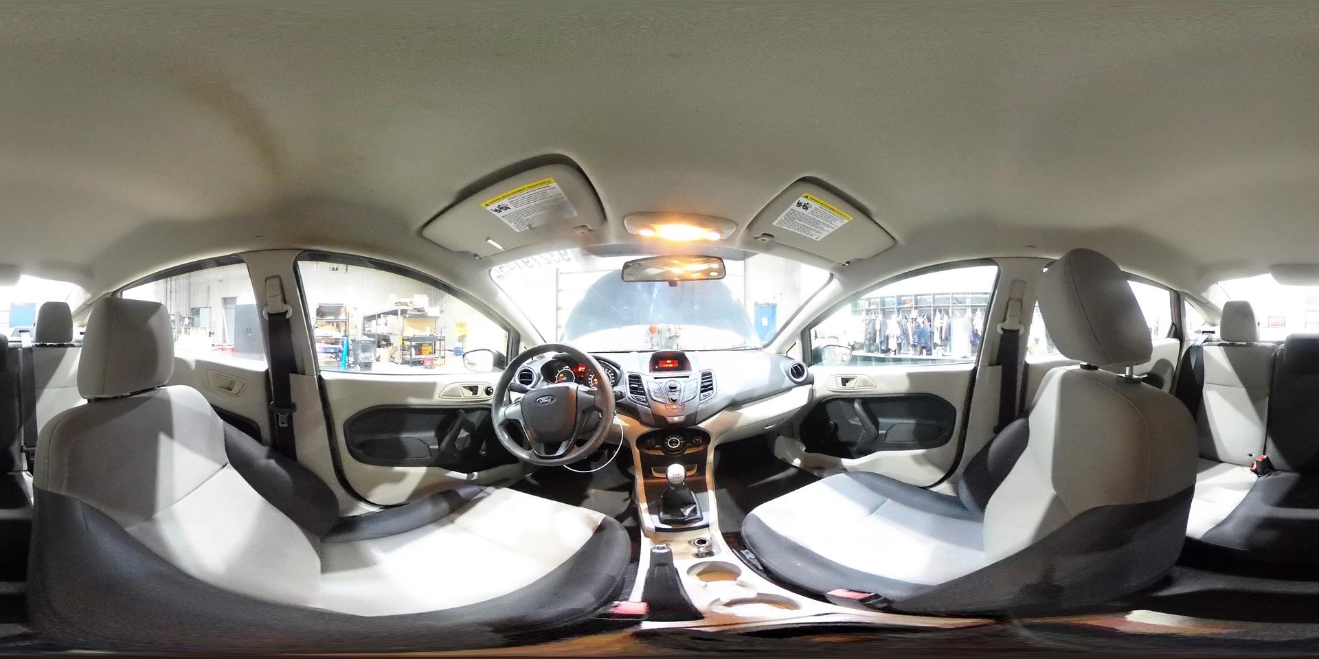 2013 FORD Fiesta