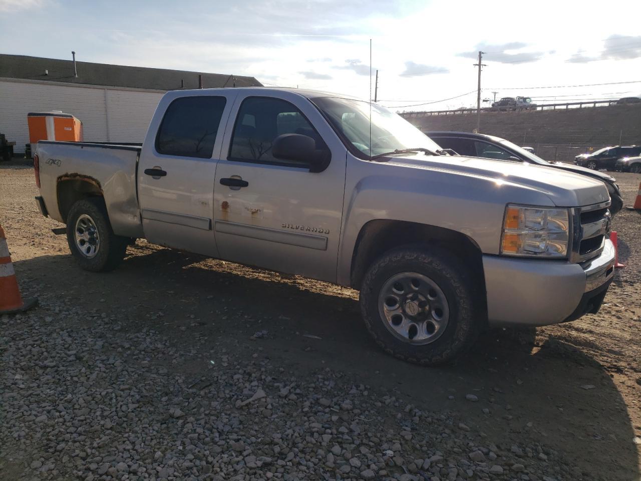 2011 CHEVROLET SILVERADO 1500