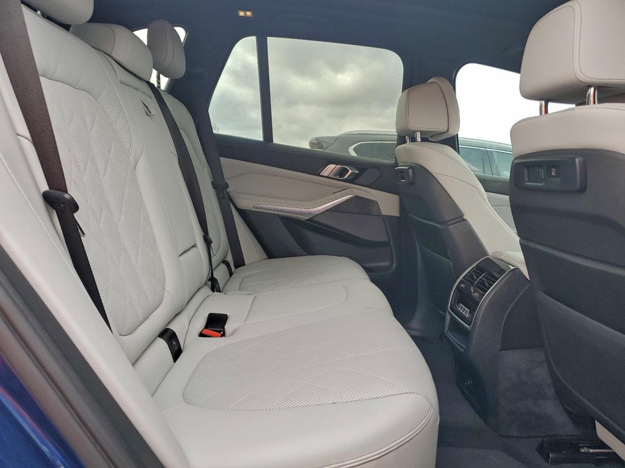 2023 BMW X5