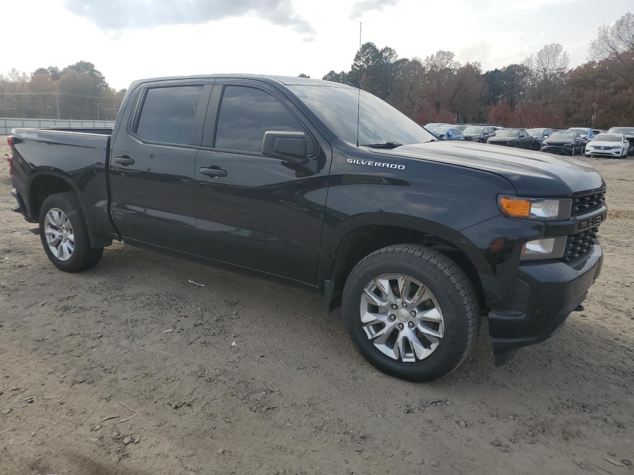 2021 CHEVROLET Silverado