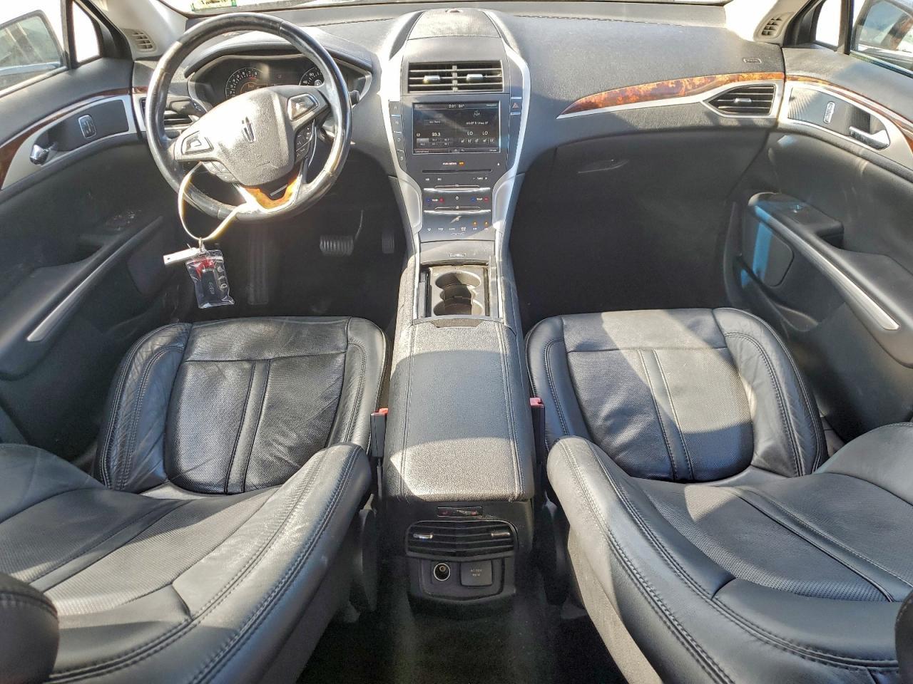 2016 LINCOLN MKZ