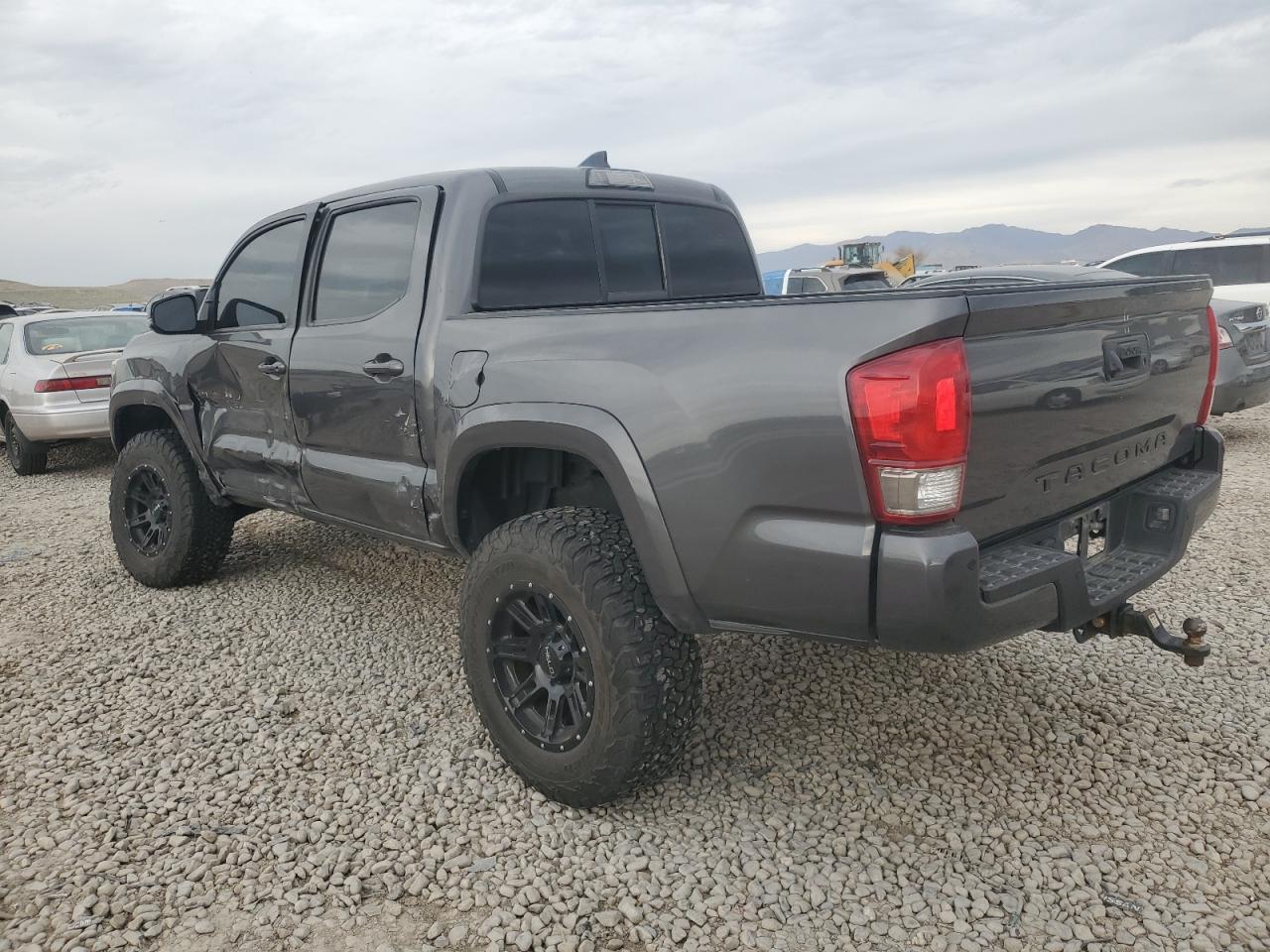 2016 TOYOTA TACOMA