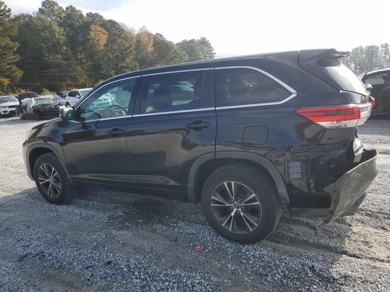 2018 TOYOTA HIGHLANDER