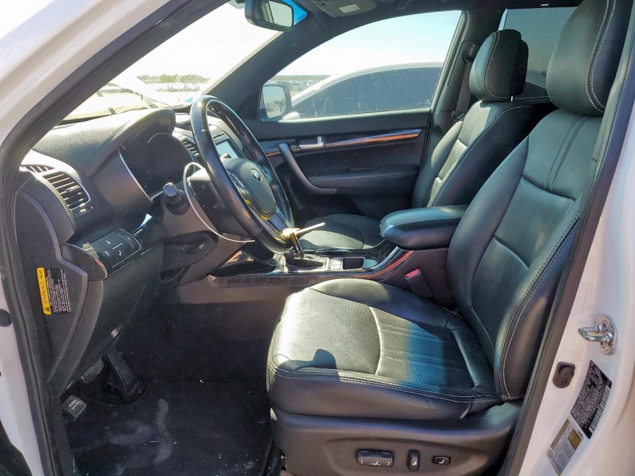 2014 KIA SORENTO