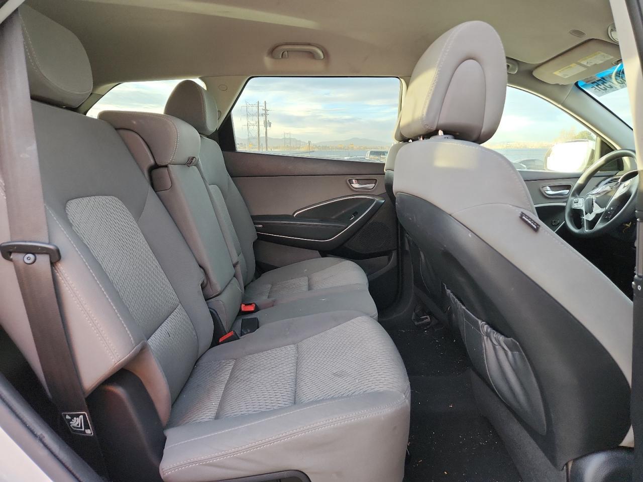 2016 HYUNDAI SANTA FE