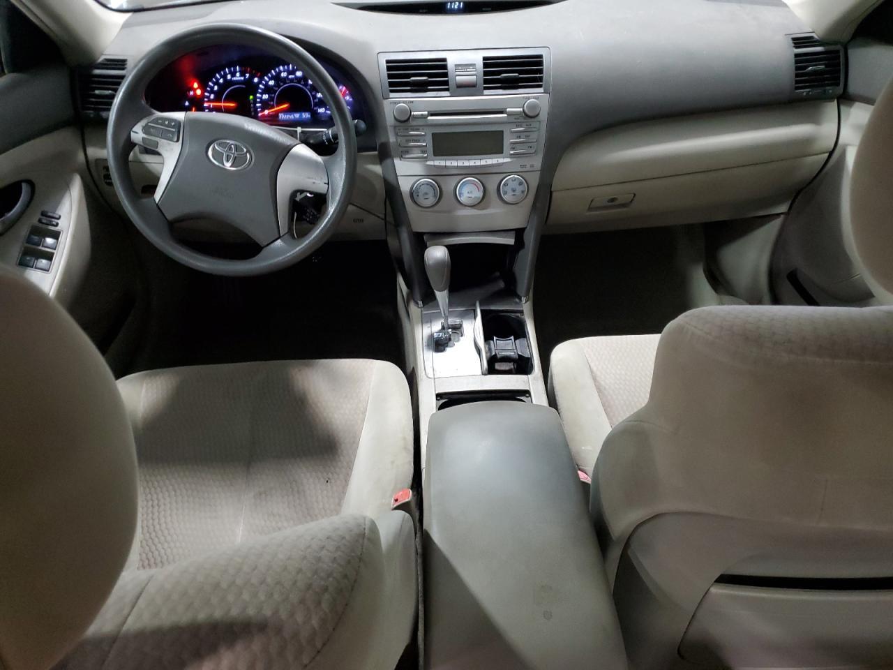 2010 TOYOTA CAMRY