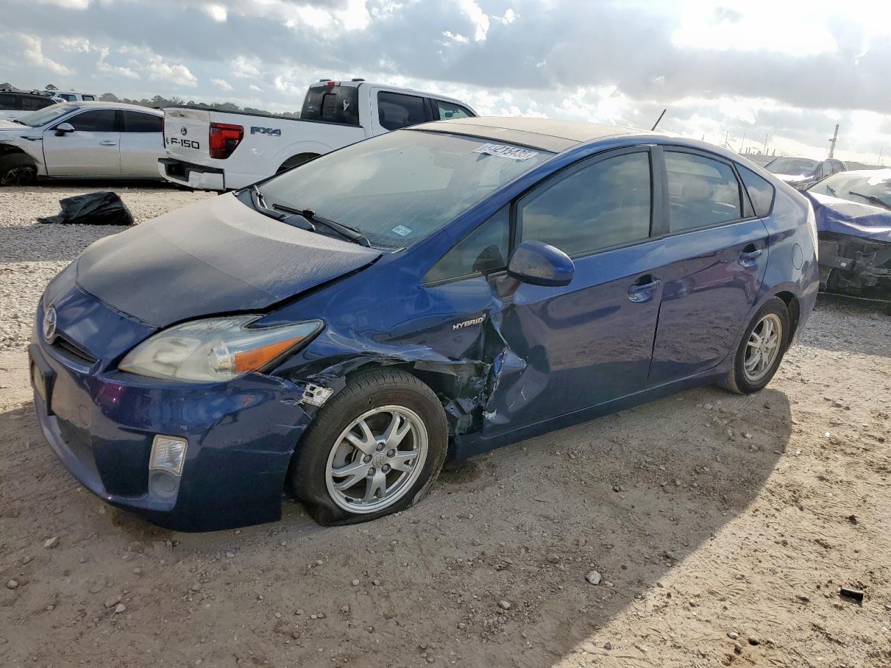 2011 TOYOTA PRIUS