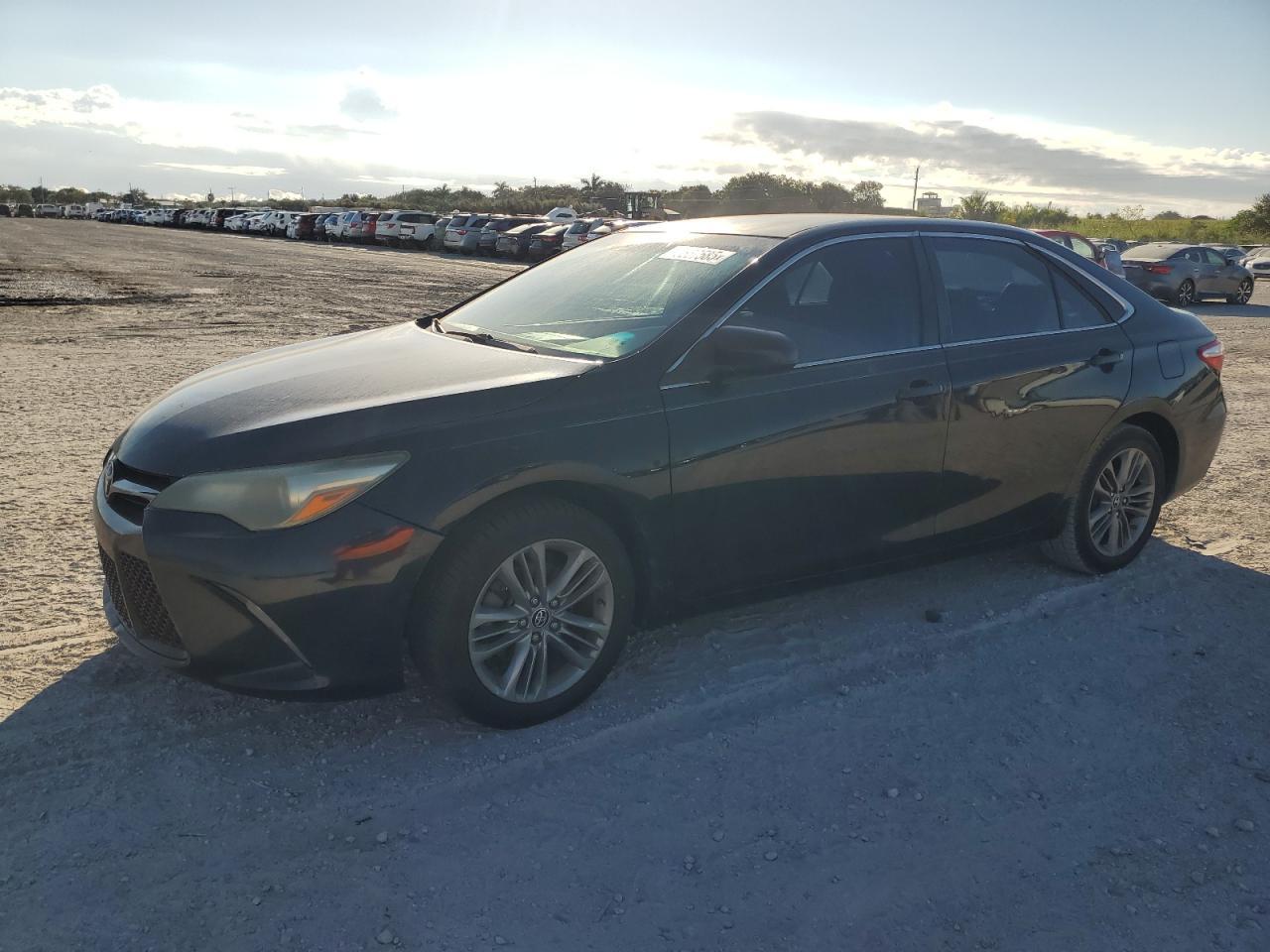 2015 TOYOTA CAMRY