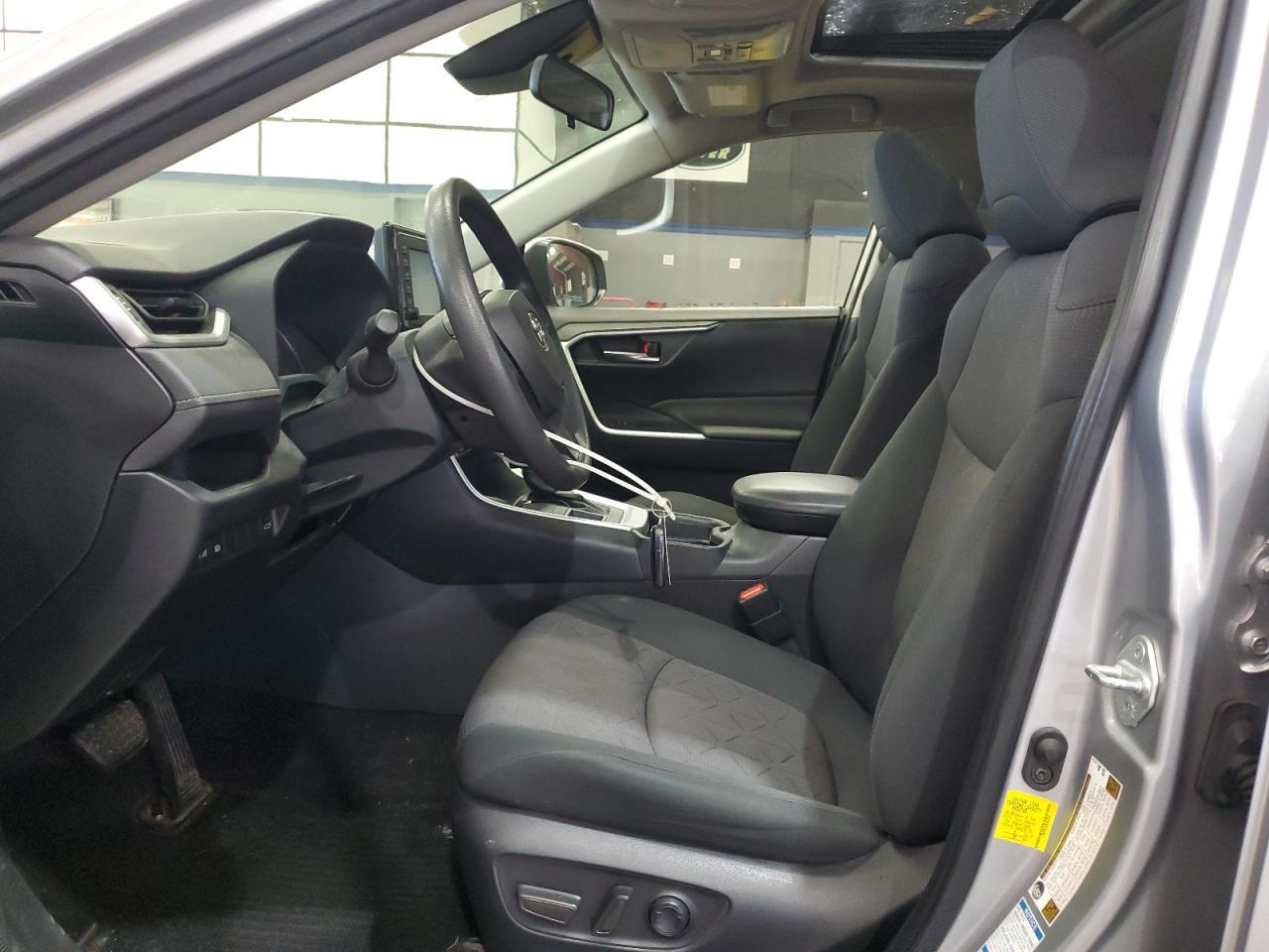 2019 TOYOTA RAV4