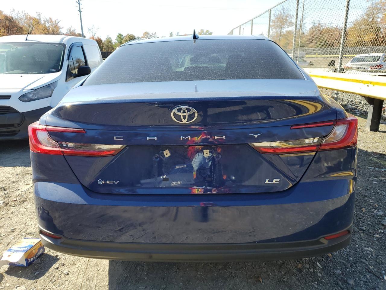 2025 TOYOTA CAMRY