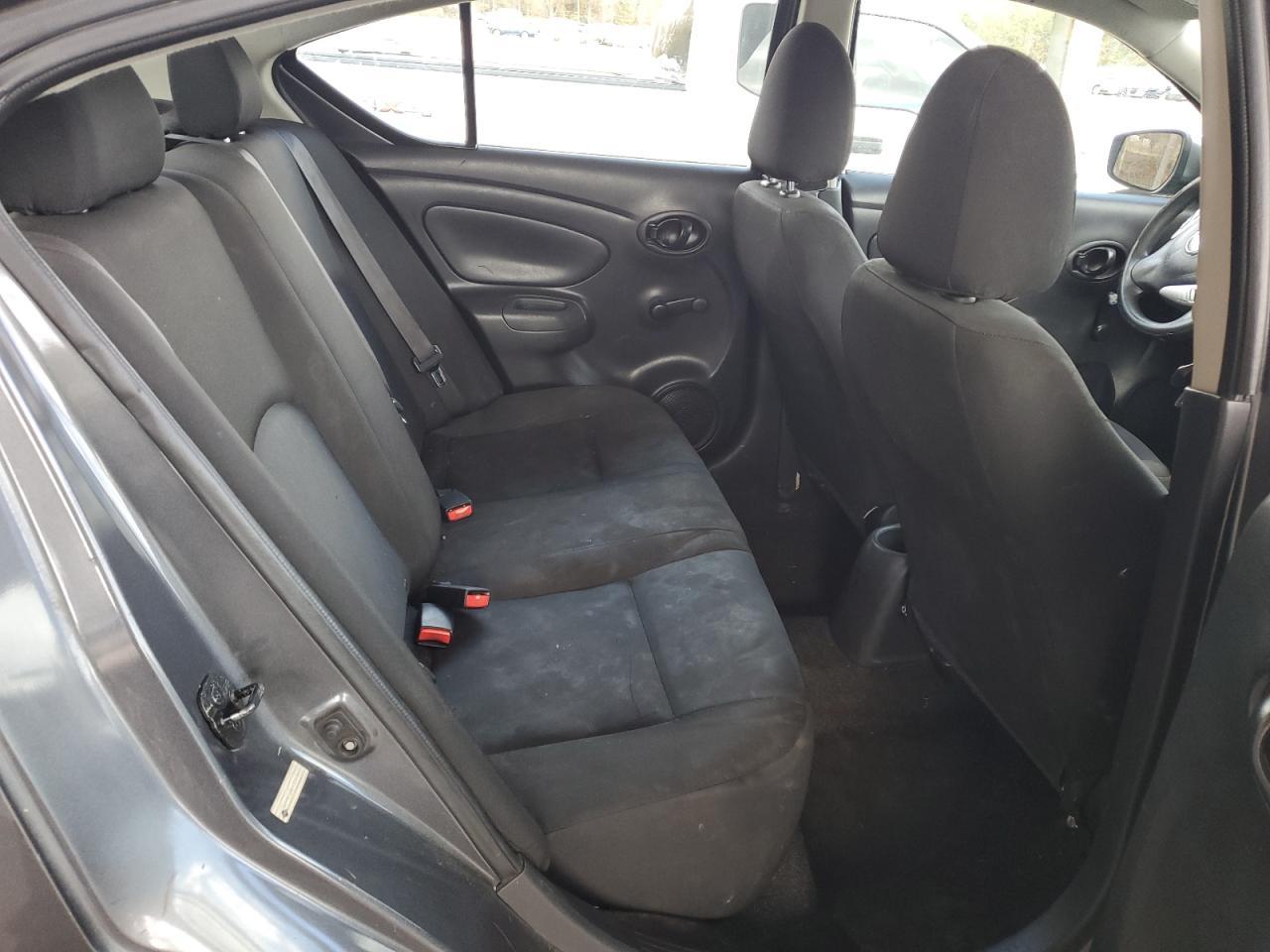 2018 NISSAN VERSA