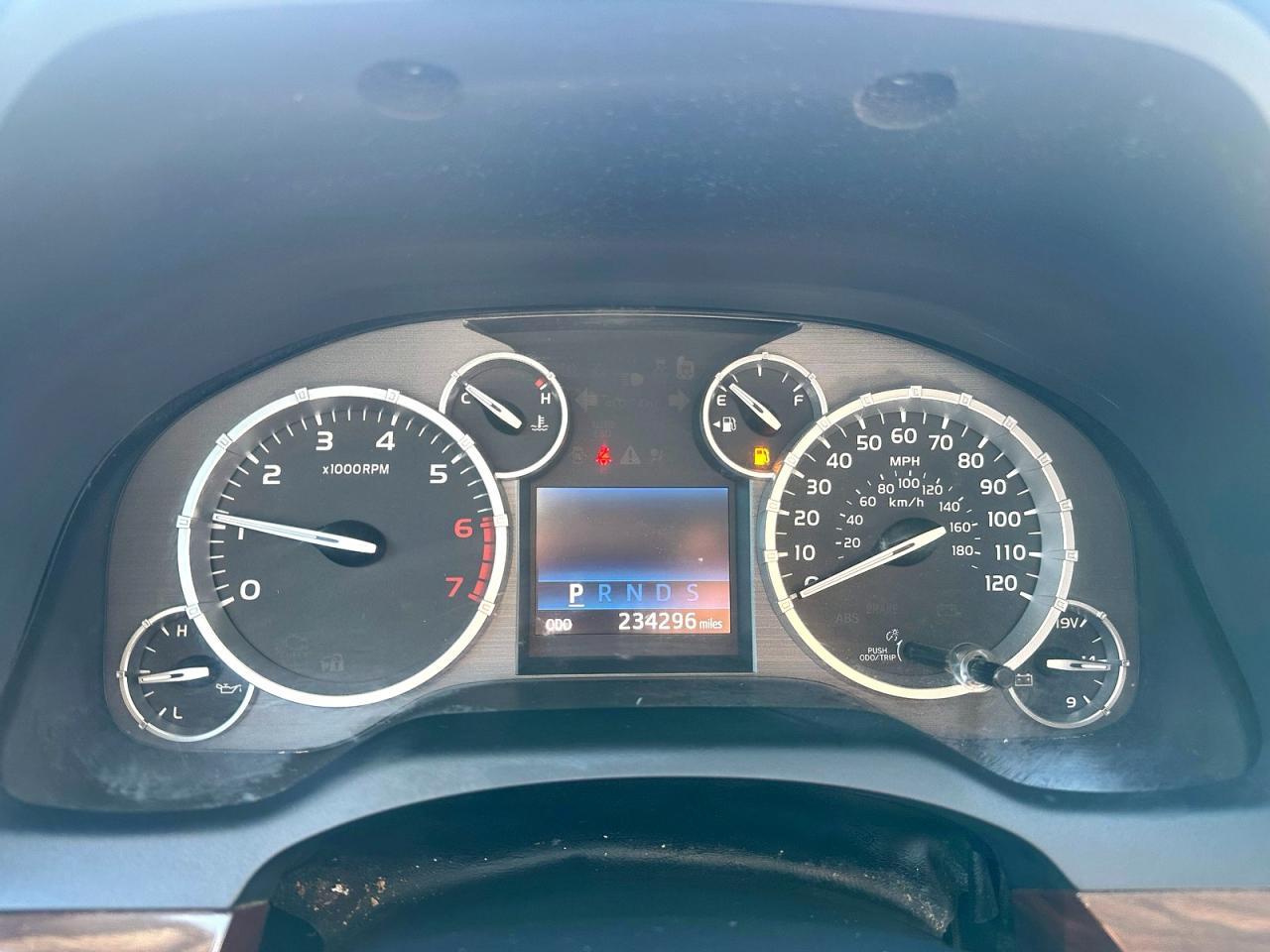 2014 TOYOTA TUNDRA