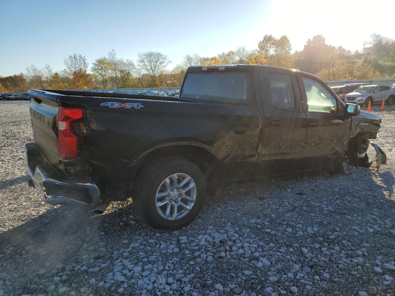 2025 CHEVROLET Silverado