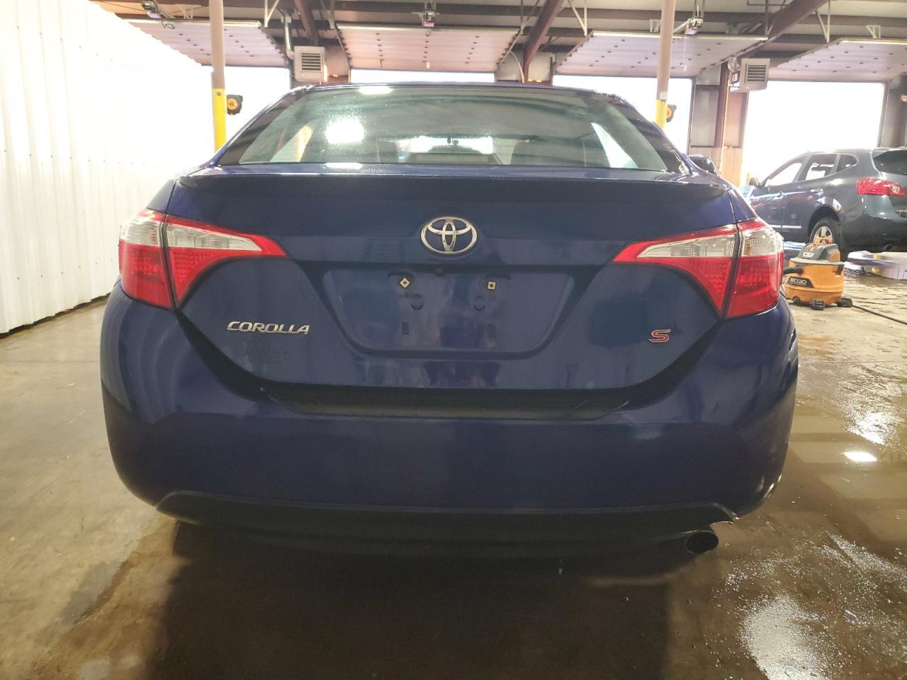 2015 TOYOTA COROLLA