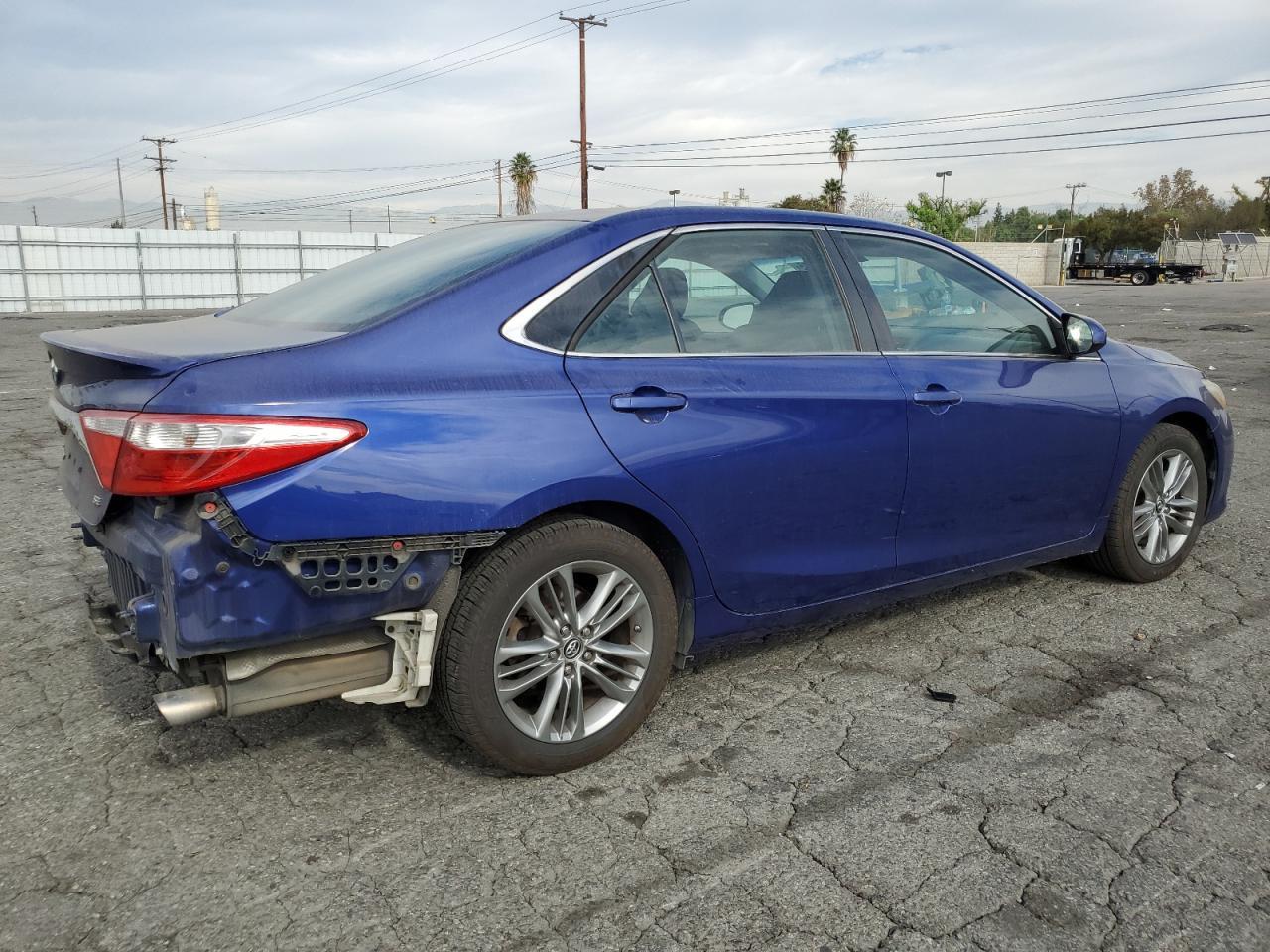 2015 TOYOTA CAMRY