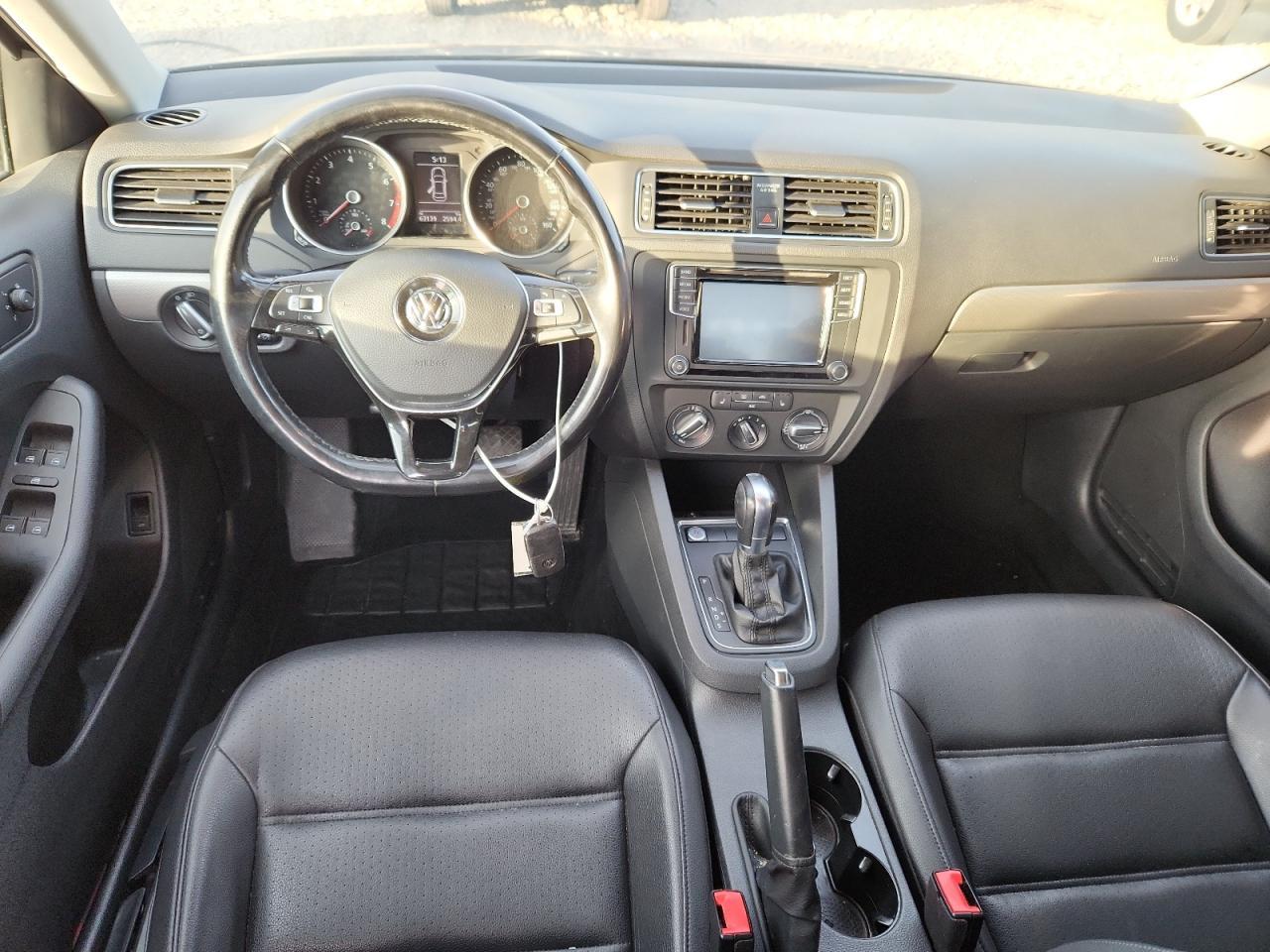 2017 VOLKSWAGEN JETTA