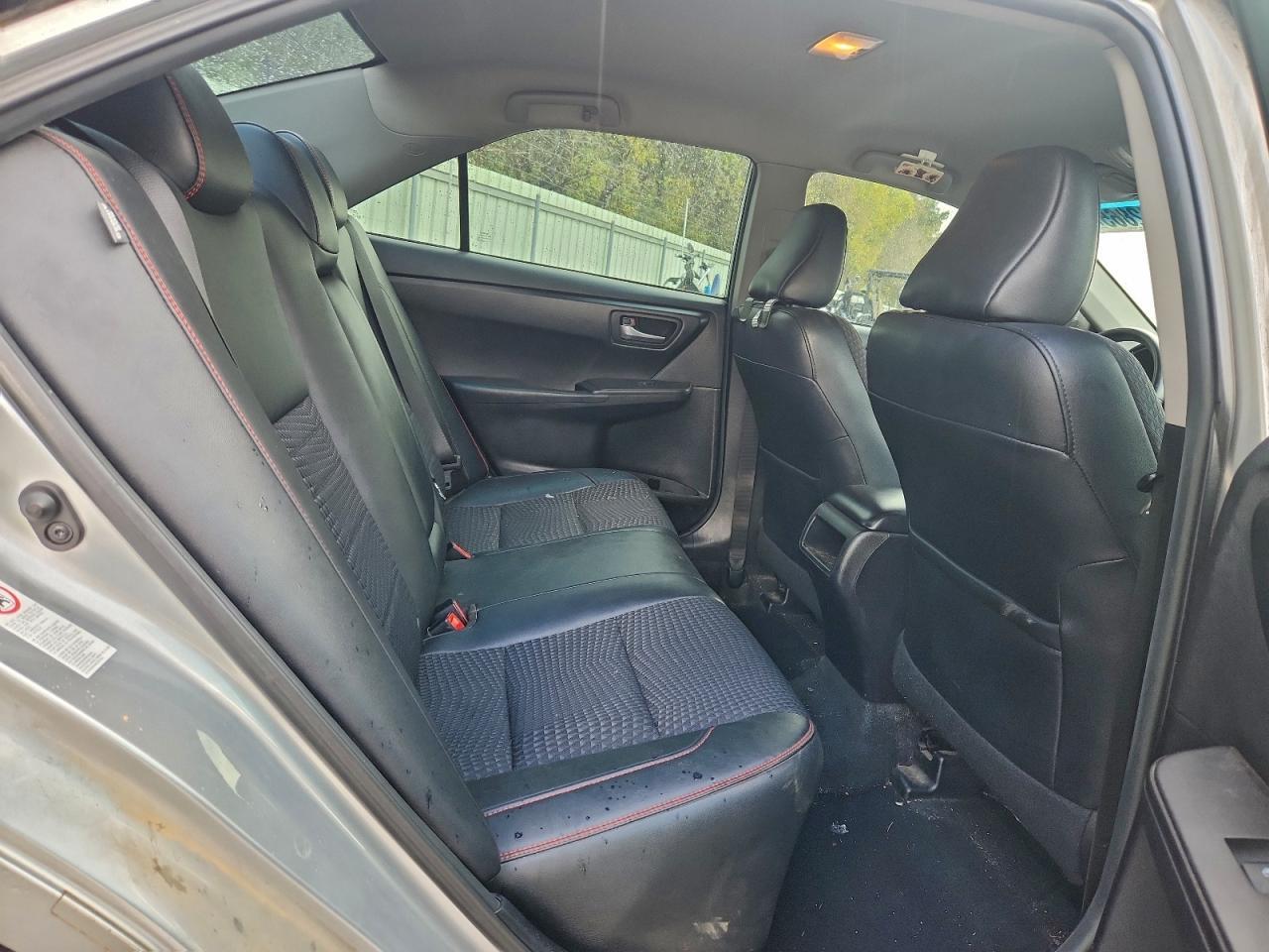 2015 TOYOTA CAMRY