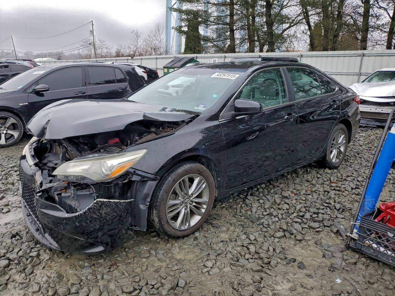 2015 TOYOTA CAMRY