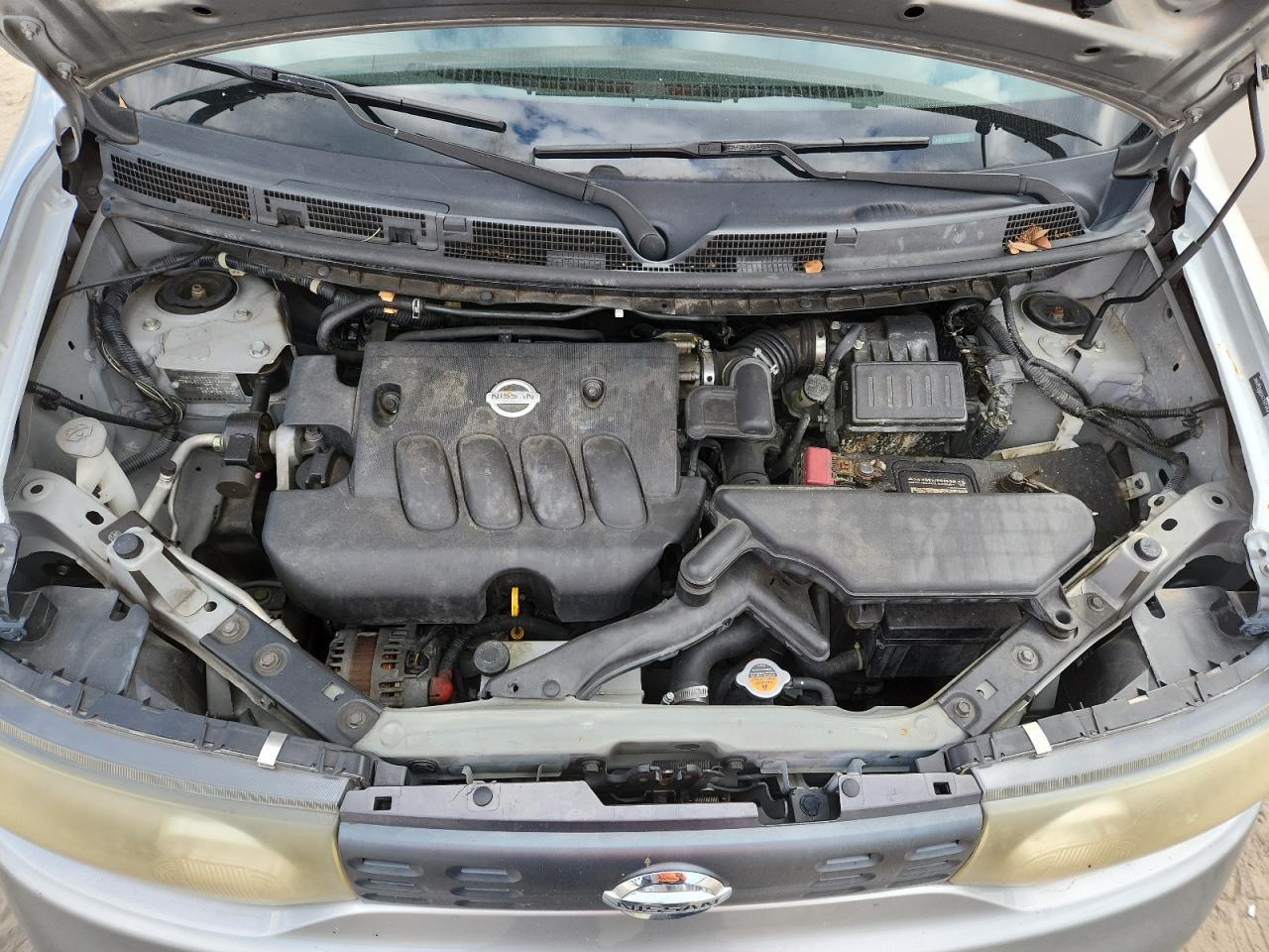 2010 NISSAN CUBE