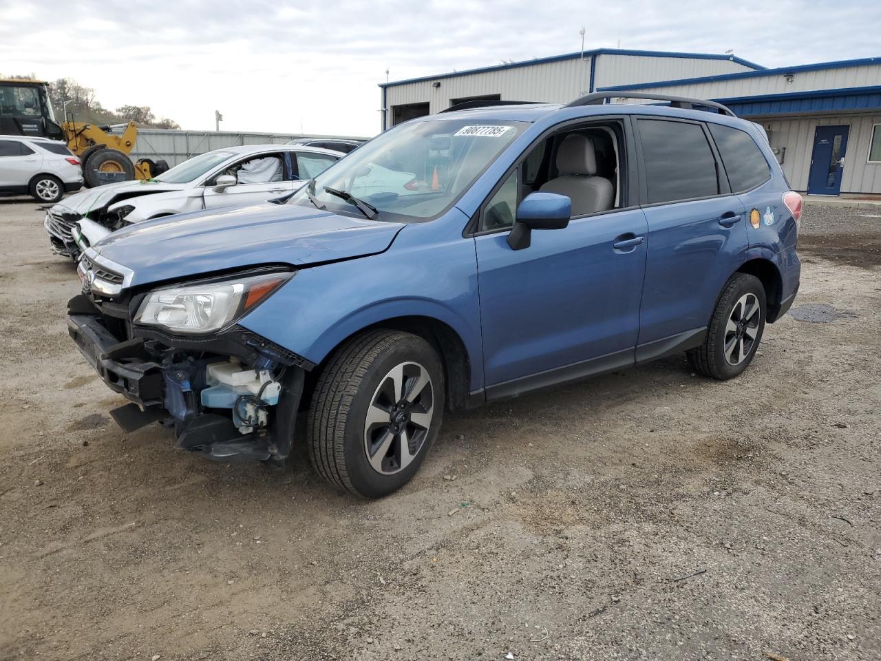 2017 SUBARU FORESTER