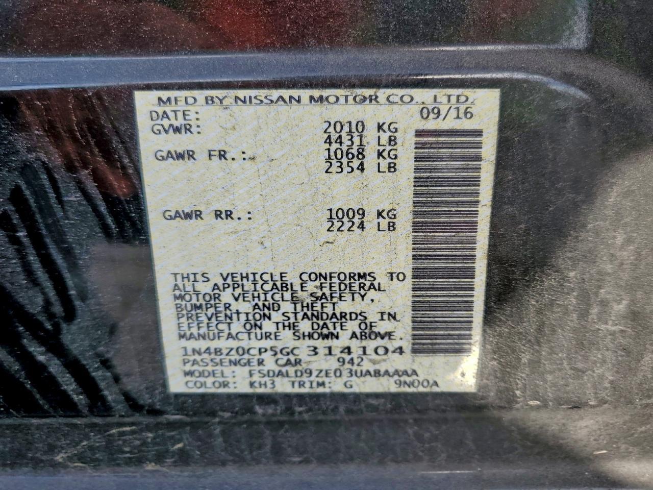 2016 NISSAN LEAF