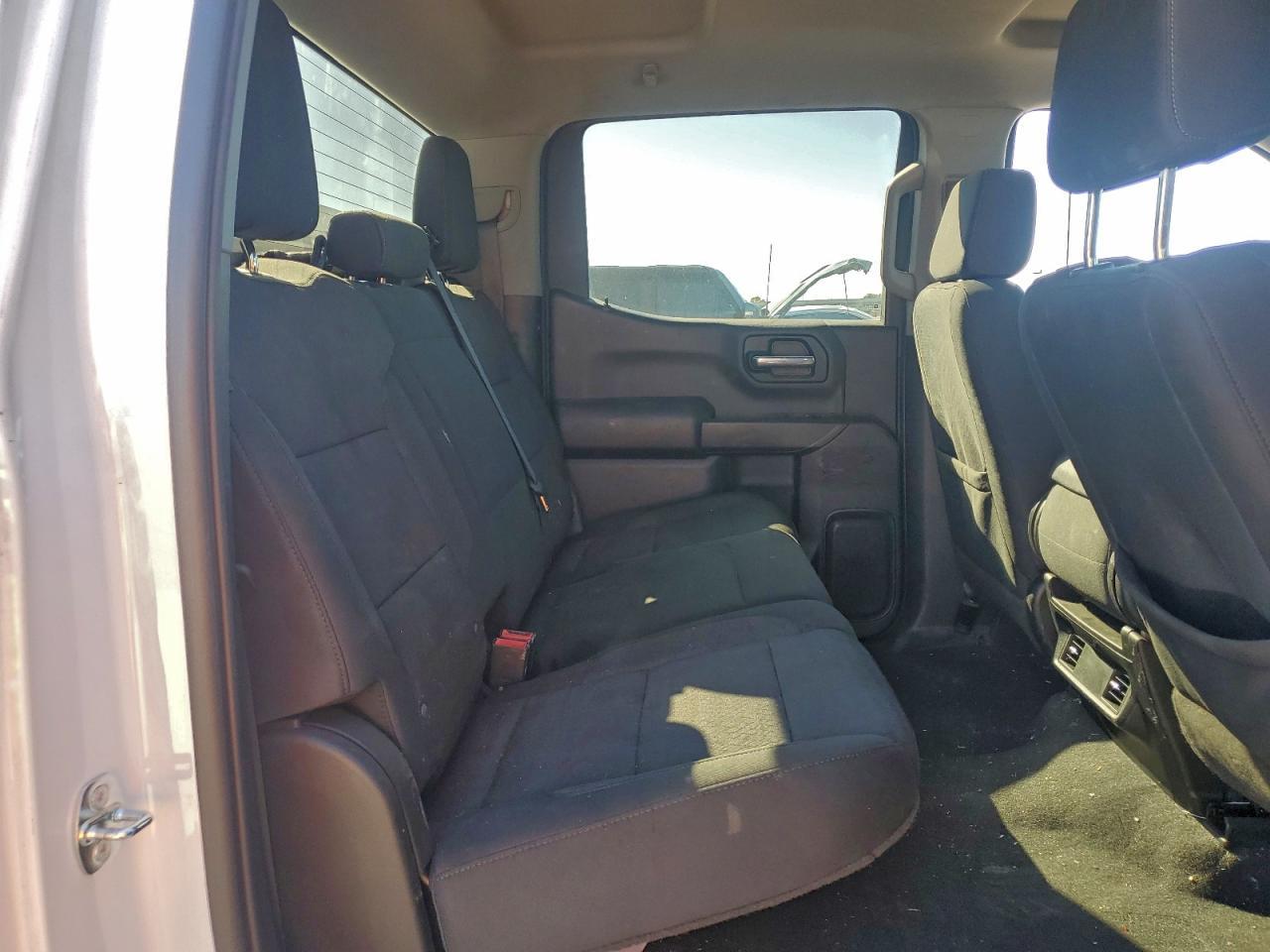 2023 CHEVROLET Silverado
