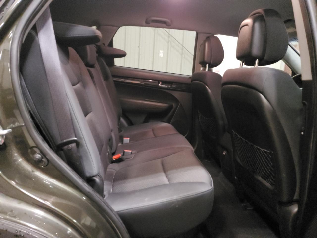 2011 KIA SORENTO