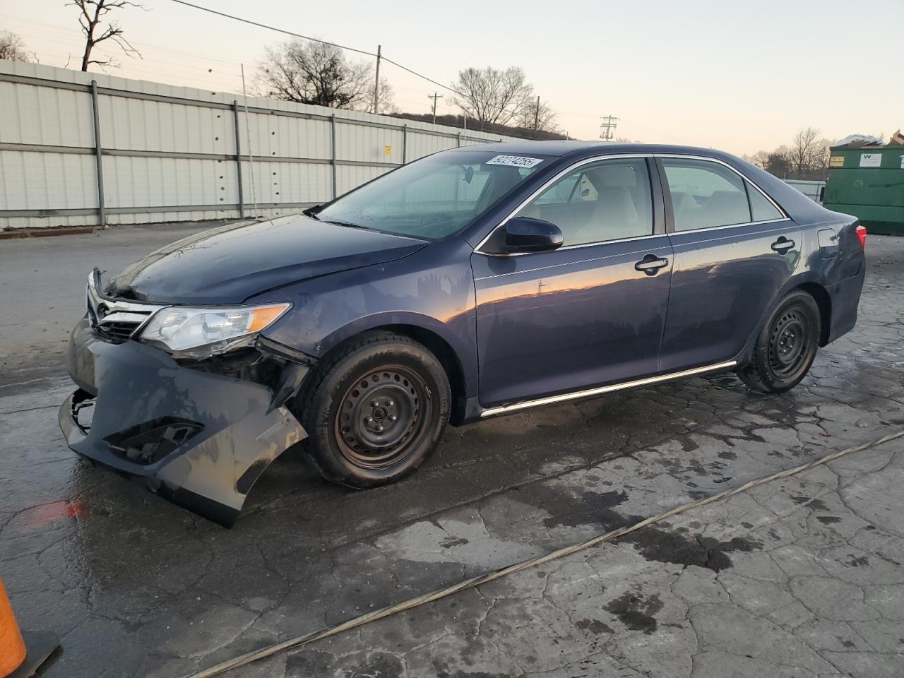 2014 TOYOTA CAMRY